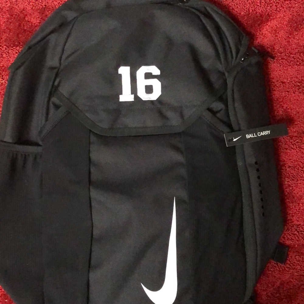 NIKE BACKPACK